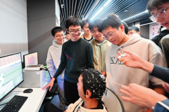 对脑疾病发病机制